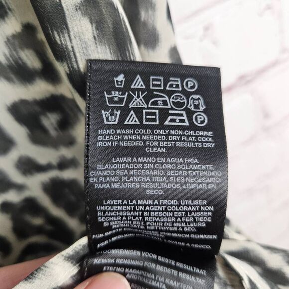 GUESS Leopard Animal Print Black White Sleeveless Semi-Sheer Career Dress Top Sm - Picture 5 of 7